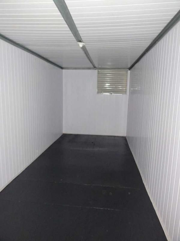 Container Almoxarifado com Prateleiras